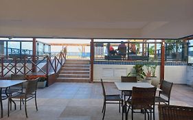 Marinas Flats